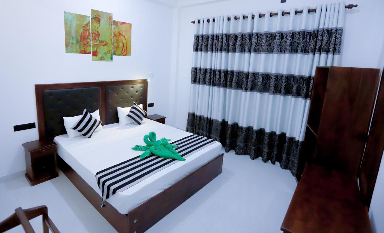 Milano Grand Hotel Dambulla Luaran gambar